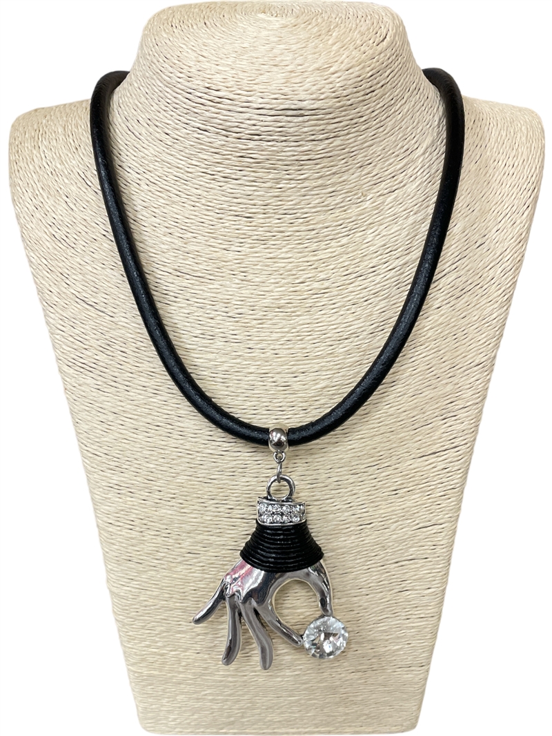 EN006  SILVER HAND  LEATHER CORD SHORT NECKLACE
