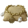 EN11904 MATTE GOLD COIN PEARL CHARMS BRACELET