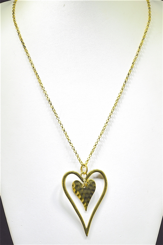 EN16524 HAMMERED GOLD DOUBLE HEART NECKLACE