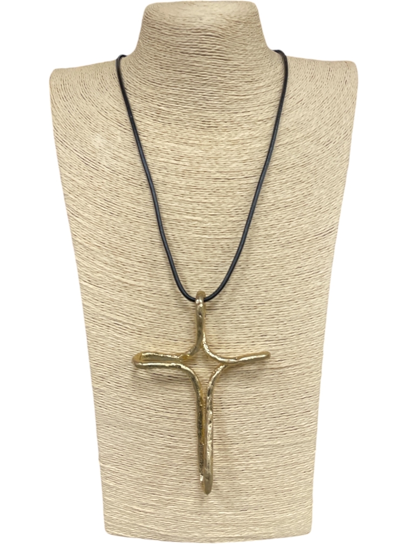 EN2665 HAMMERED GOLD TWISTED CROSS LONG NECKLACE