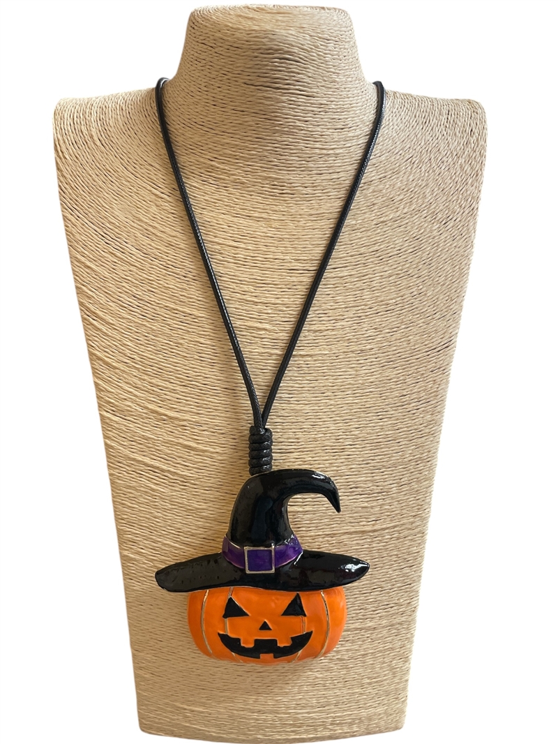 EN34938  WITCH PUMPKIN NECKLACE