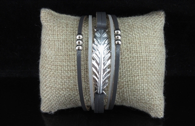 FT100 FEATHER MAGNETIC BRACELET