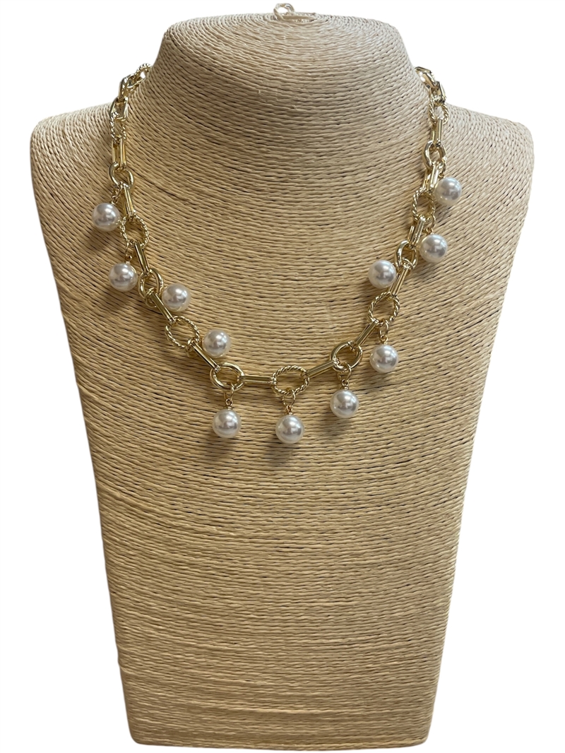 GPN01 14K GOLD PLATED PEARL NECKLACE
