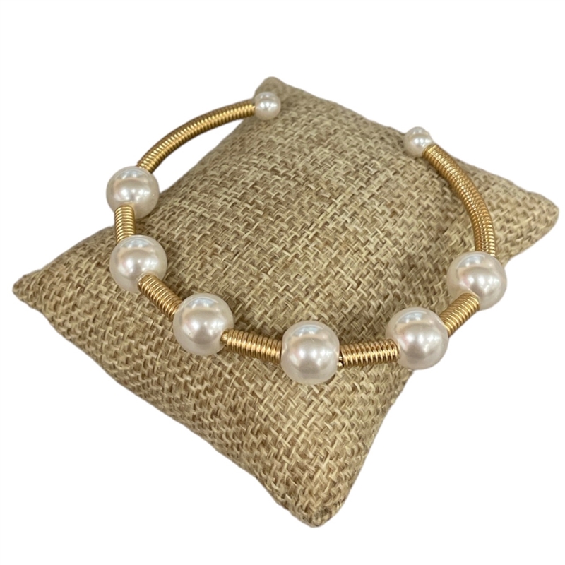 HB1882 TWISTTED SPRING AND PEARL BRACELET