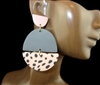 HE1154 BLUSH GRAY DOTTED DANGLE EARRINGS