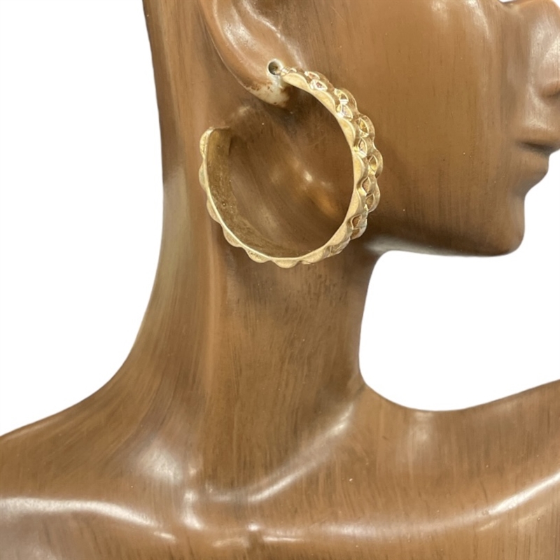 HE3731 LARGE THREADED CIRCLE HOOP EARRINGS