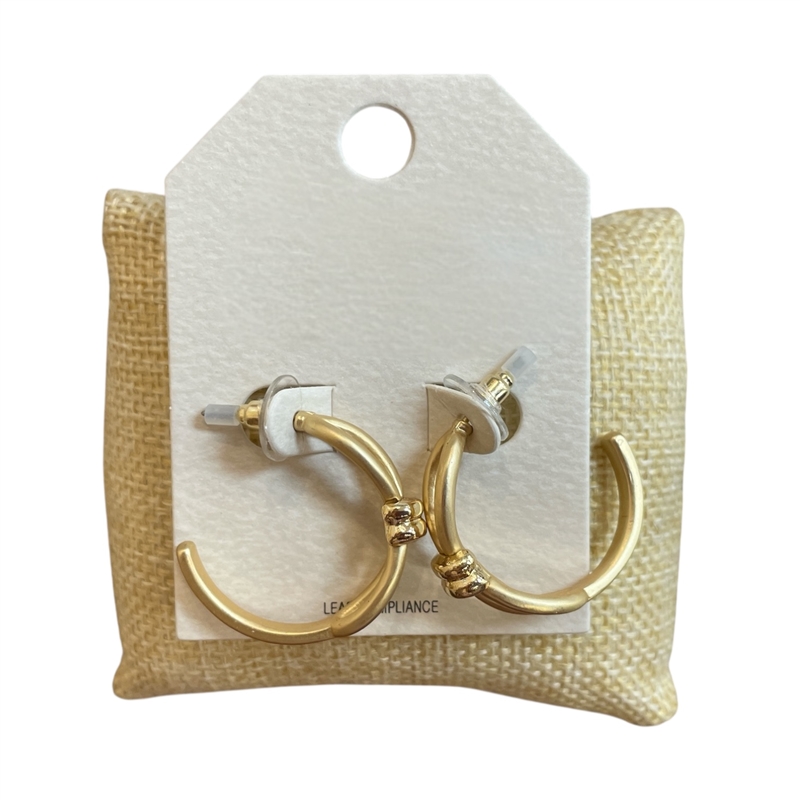 HE4408 KNOT MEDIUM HOOP EARRINGS