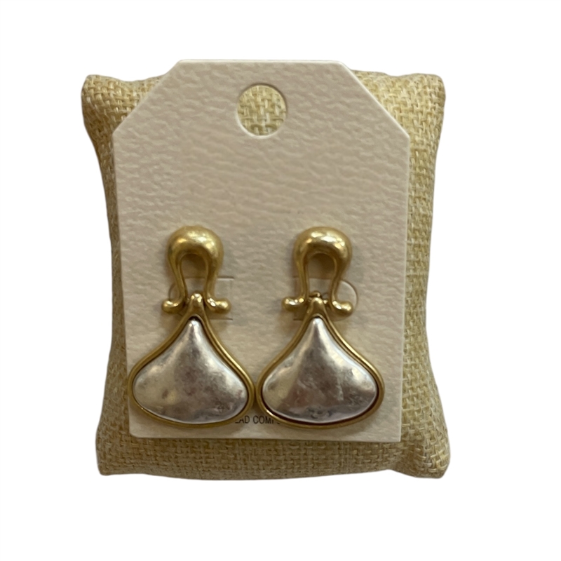 HE4418 MATTE TWO TONE TEARDROP POST EARRINGS