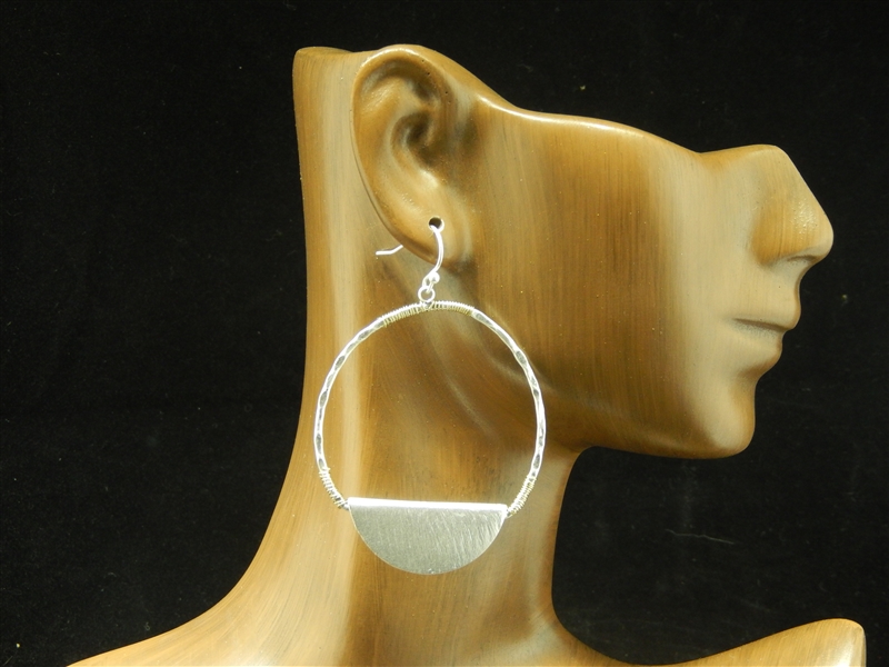 HE785 HAMMERED OPEN CIRCLE EARRING