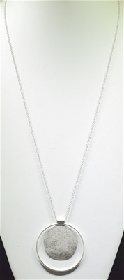HN362 HAMMERED DOUBLE CIRCLE NECKLACE