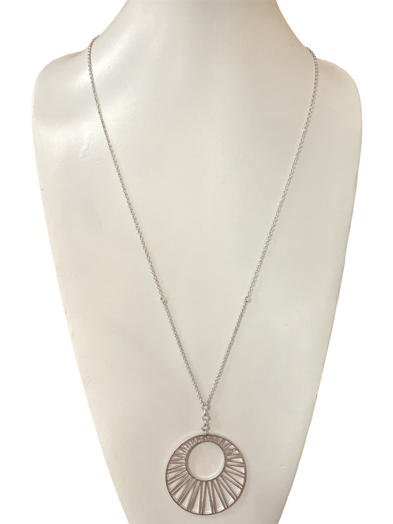 HN4436 CHAIN CIRCLE NECKLACE