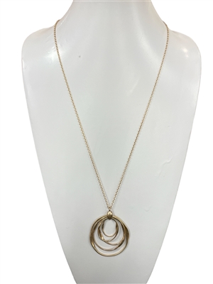 HN4776 HAMMERED MULTI CIRCLE LONG NECKLACE