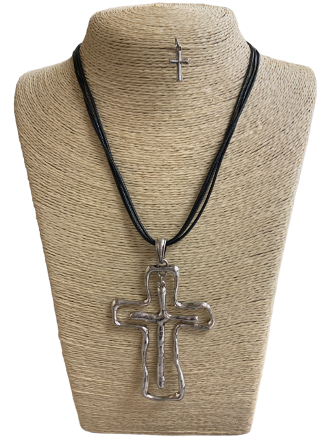 HNE4075   ANTIQUE HAMMERED CROSS SET NECKLACE