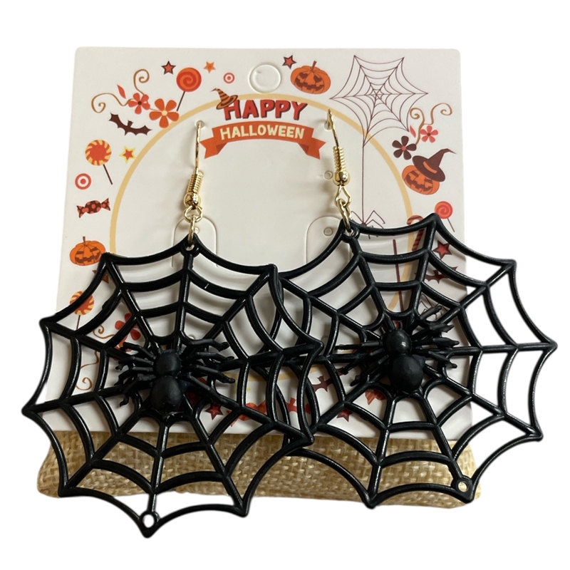 HW23  BLACK SPIDER  EARRINGS