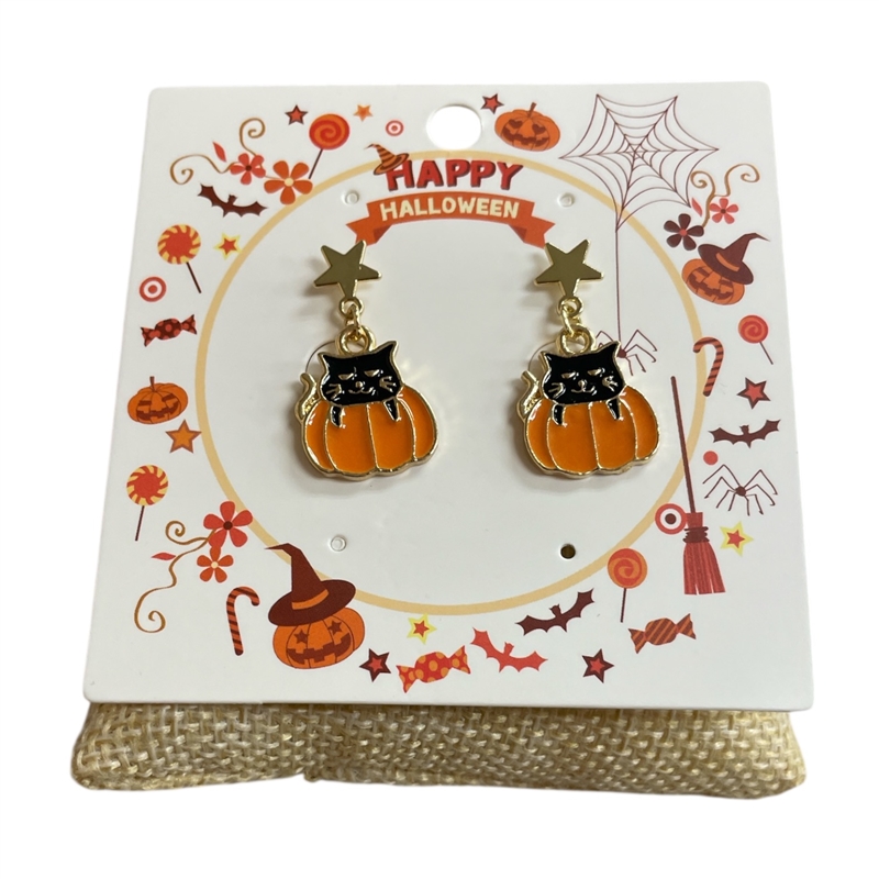 HW29  SMALL CAT IN PUMPKIN  EARRINGS