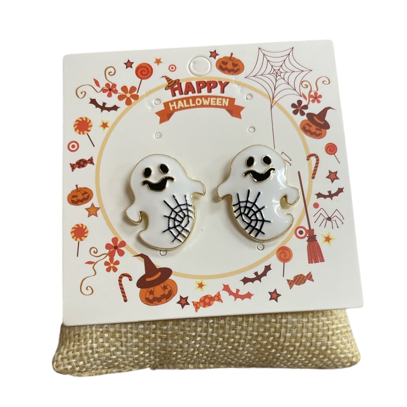 HW46 SMALL GHOST STUD EARRINGS