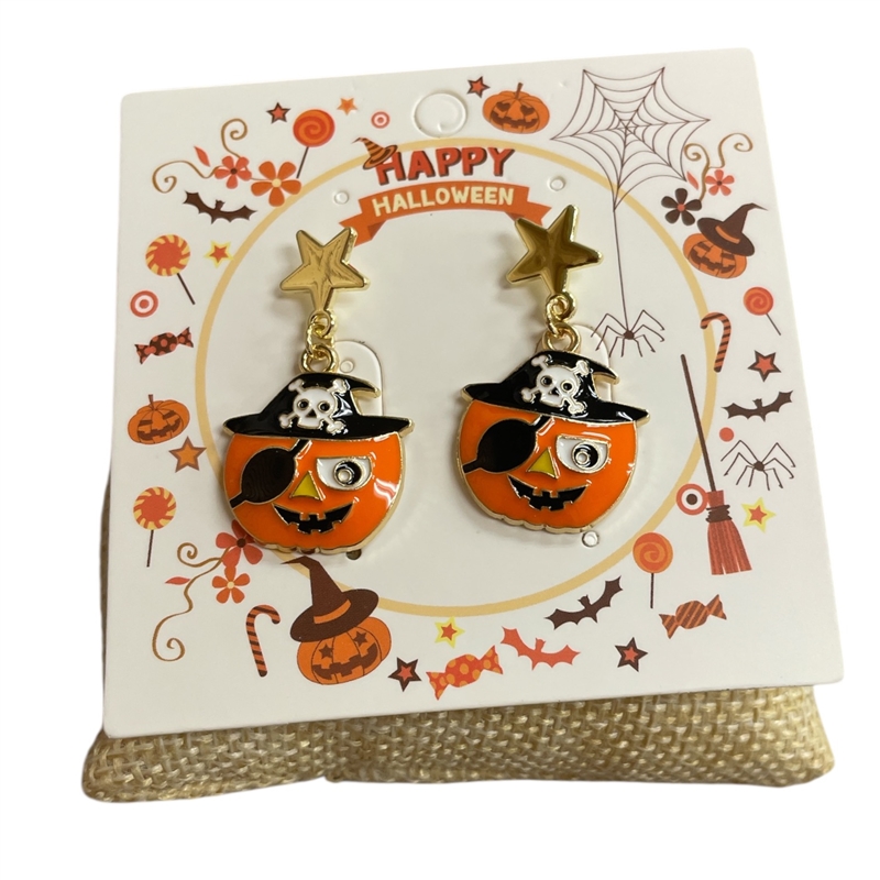 HW49  PIRATE  PUMPKIN EARRINGS