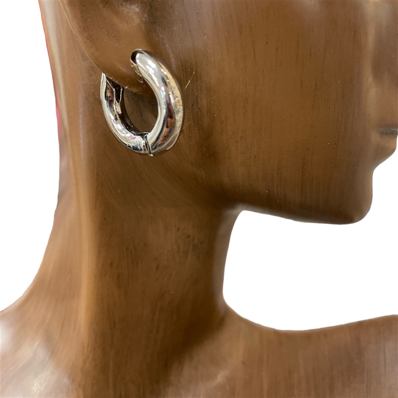 IE1039 SMALL HOOP EARRINGS