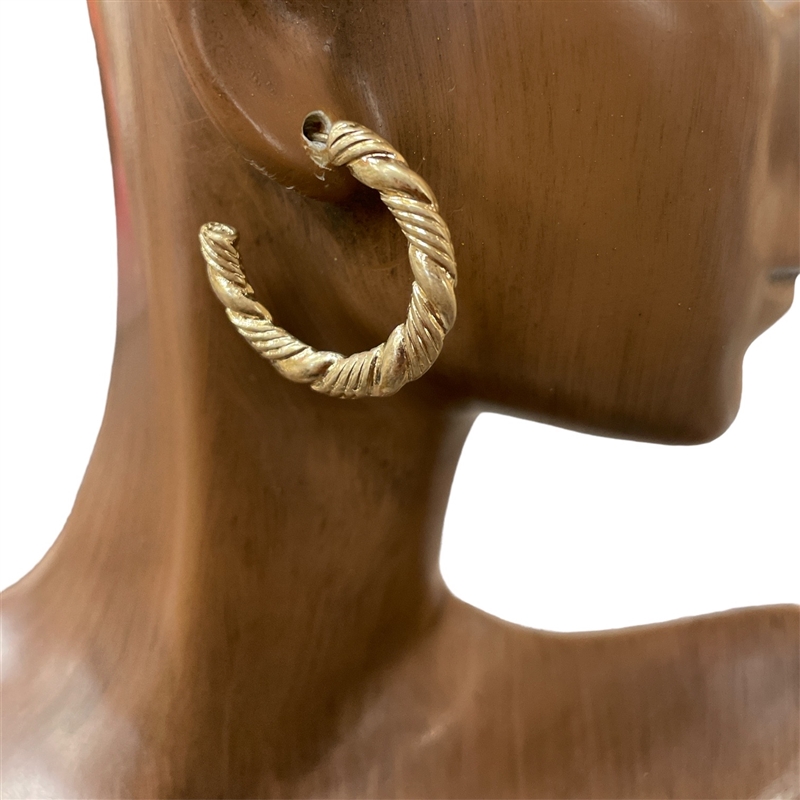 IE1271 TEXTURE OPEN HOOP EARRINGS
