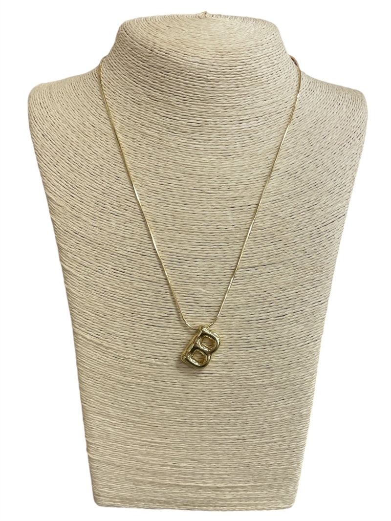 IN4B "B" SHINY NECKLACE PENDANT
