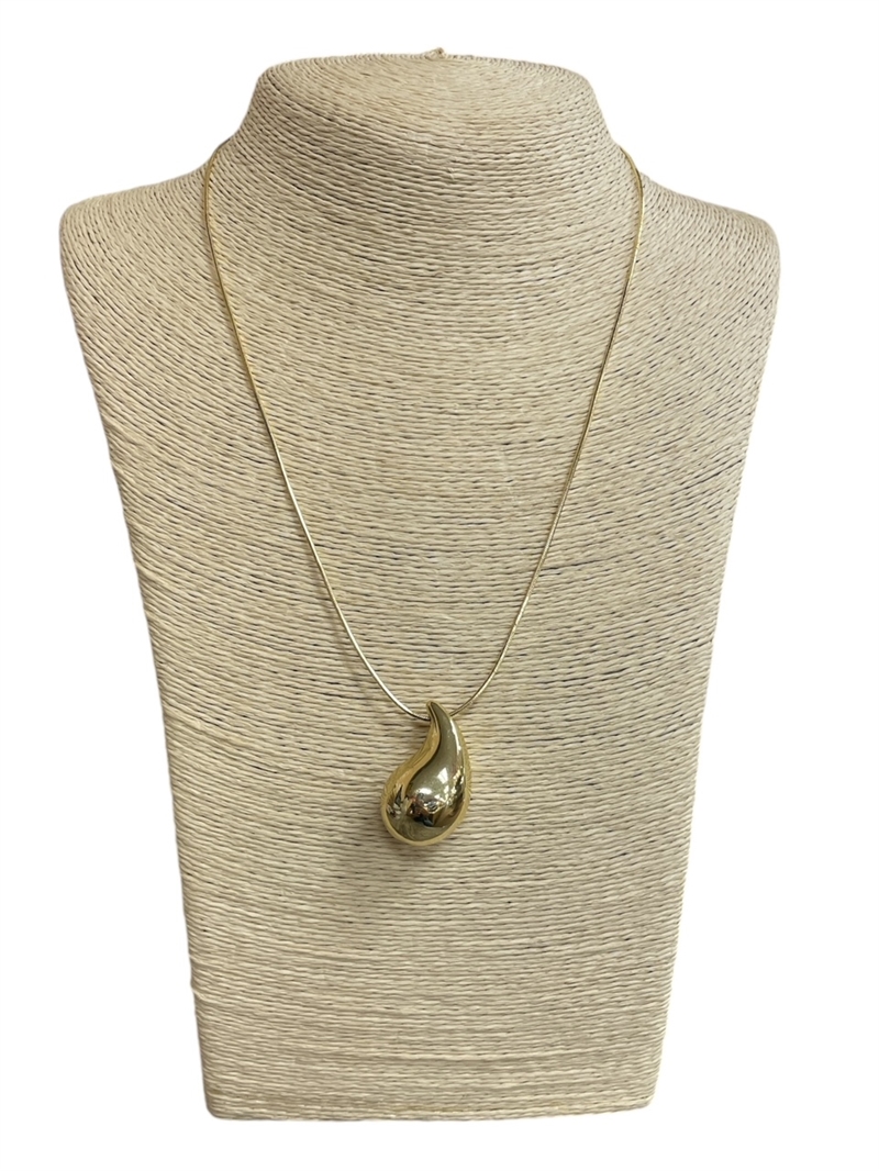 IN5LT SHINY LARGE TEARDROP SHORT NECKLACE