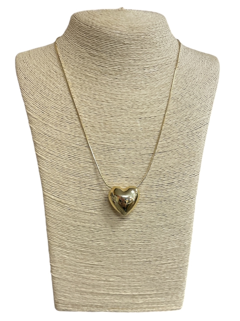 IN5MH SHINY MEDIUM HEART SHORT NECKLACE