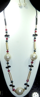 J142 FESTIVE BEADED NECKLACE SET