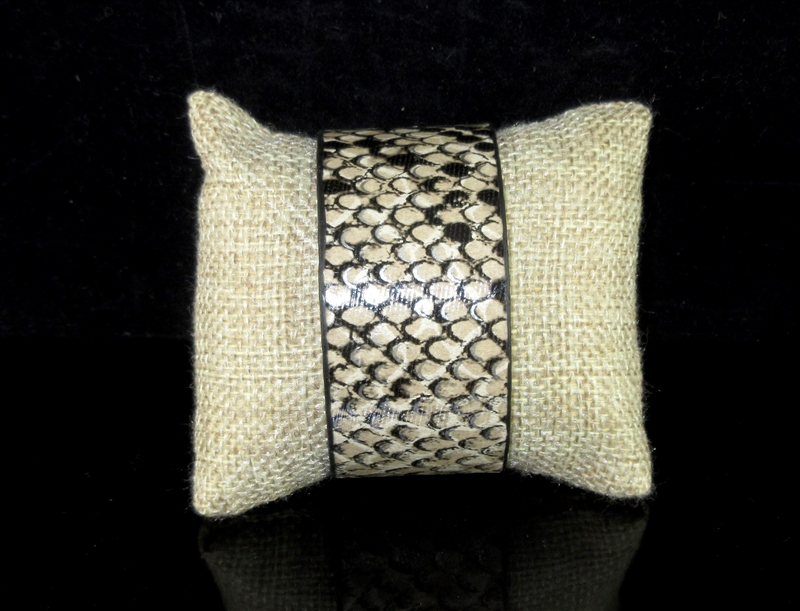 JCB1209 NATURAL SNAKE SKIN PRINT CUFF BANGLE