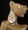 JCE3488 LEOPARD PRINT NATURAL CORK DANGLE EARRINGS