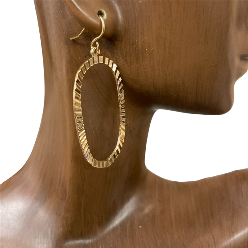 KE8396 HAMMERED BRASS OVAL EARRINGS