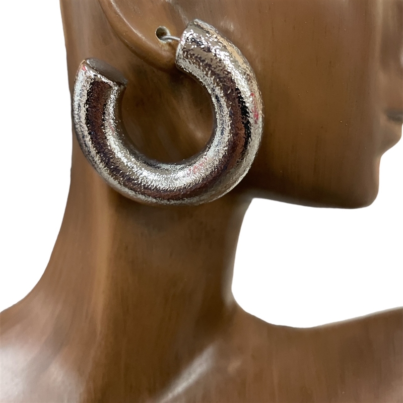 KE8540 CHUNKY LIGHTWEIGHT OPEN HOOP EARRINGS