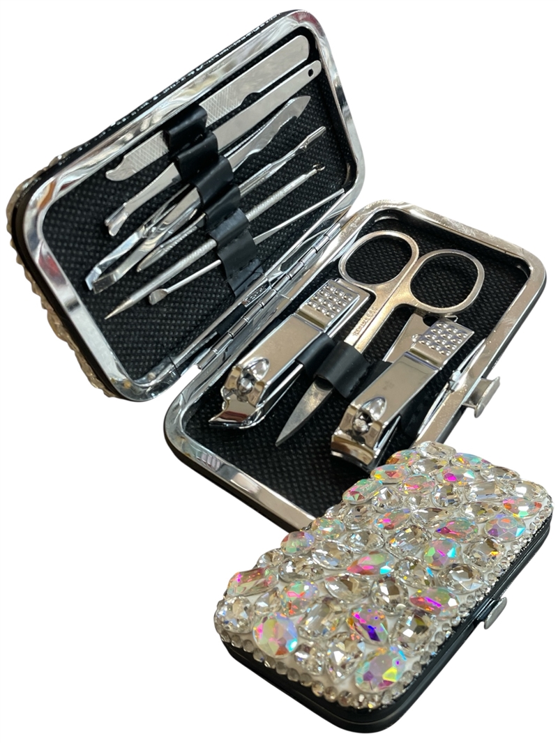 M740 CHUNKY AB CRYSTAL TRAVEL MANICURE SET