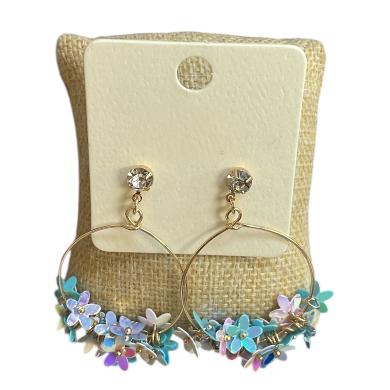 ME11190 LIGHT BLUE FLOWER CLUSTER GOLD POST EARRINGS
