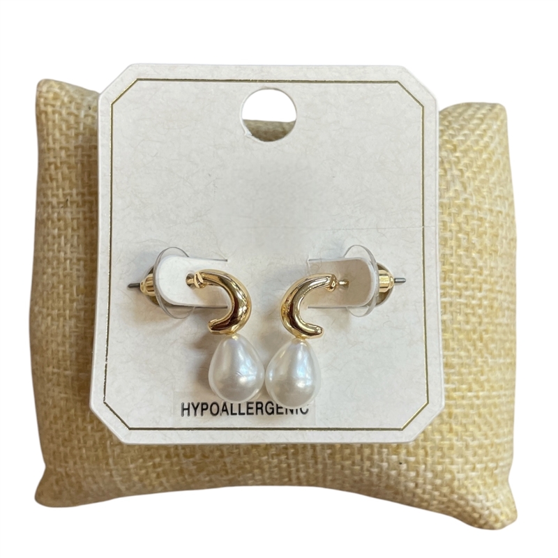 ME21662 SMALL PEARL DROP HOOP EARRINGS