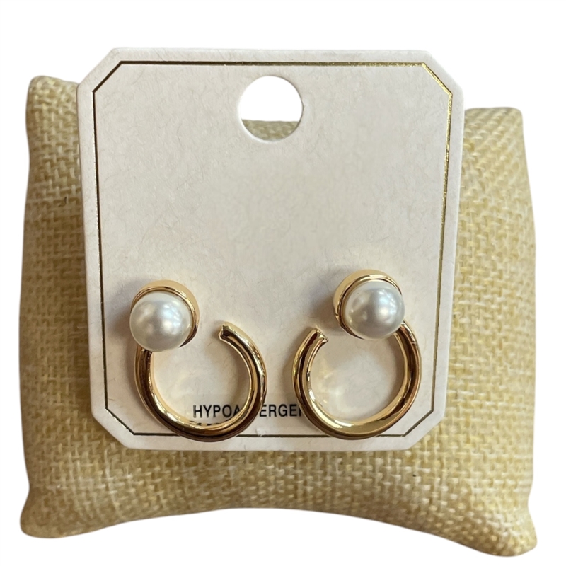 ME21774 PEARL OPEN HOOP STUD EARRING