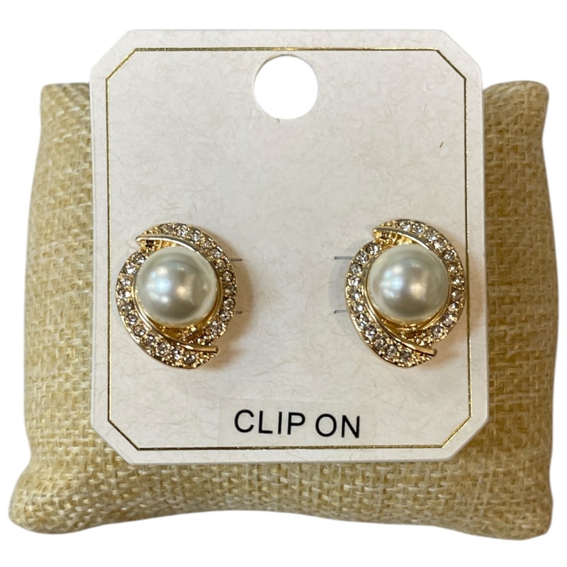 ME21787 PEARL CENTER OVAL RHINESTONE CLIP ON EARRINGS