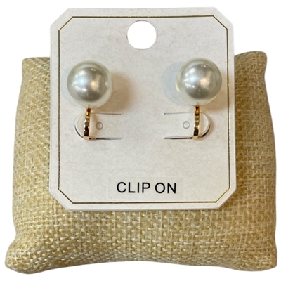 ME21823 PLAIN PEARL CLIP ON EARRINGS