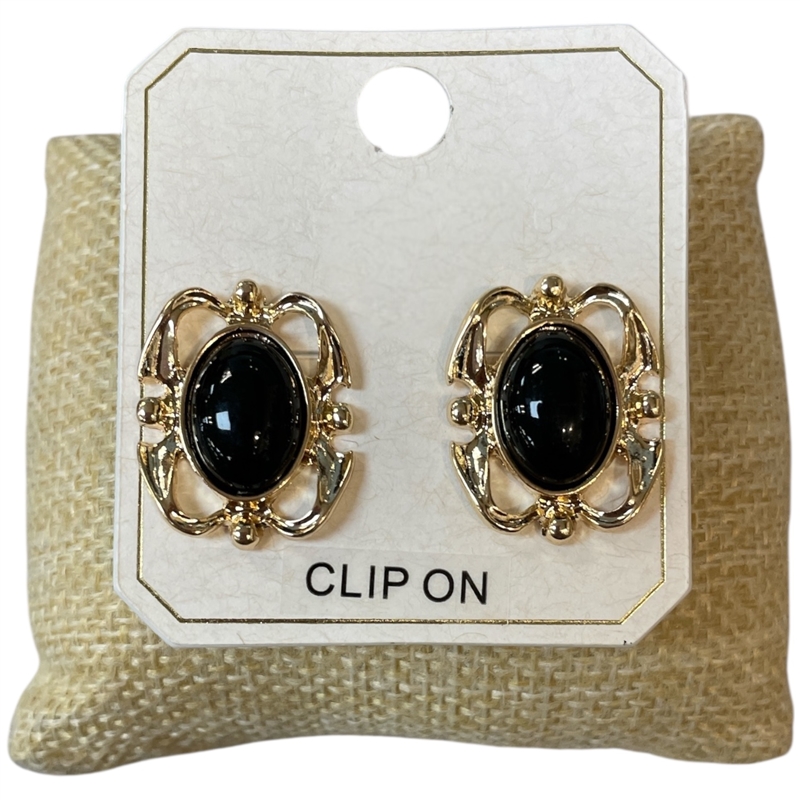 ME21845 BLACK OVAL CENTER STONE GOLD CLIP ON EARRINGS