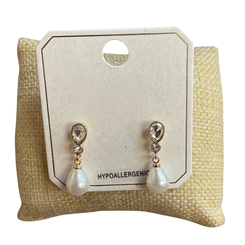 ME21866 SMALL STONE PEARL DROP STUD EARRINGS