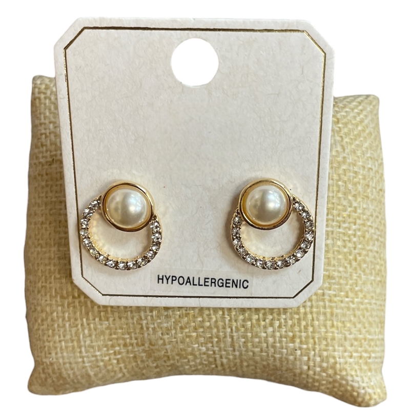 ME21882 ROUND RHINESTONE PEARL IN CENTER STUD EARRINGS