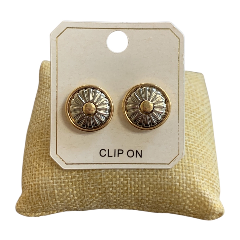 ME21908 TWO TONE HAMMERED CLIP ON EARRINGS
