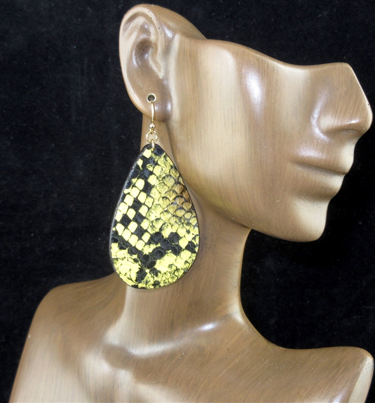 ME541-7 SNAKE SKIN TEARDROP LEATHER ERRINGS