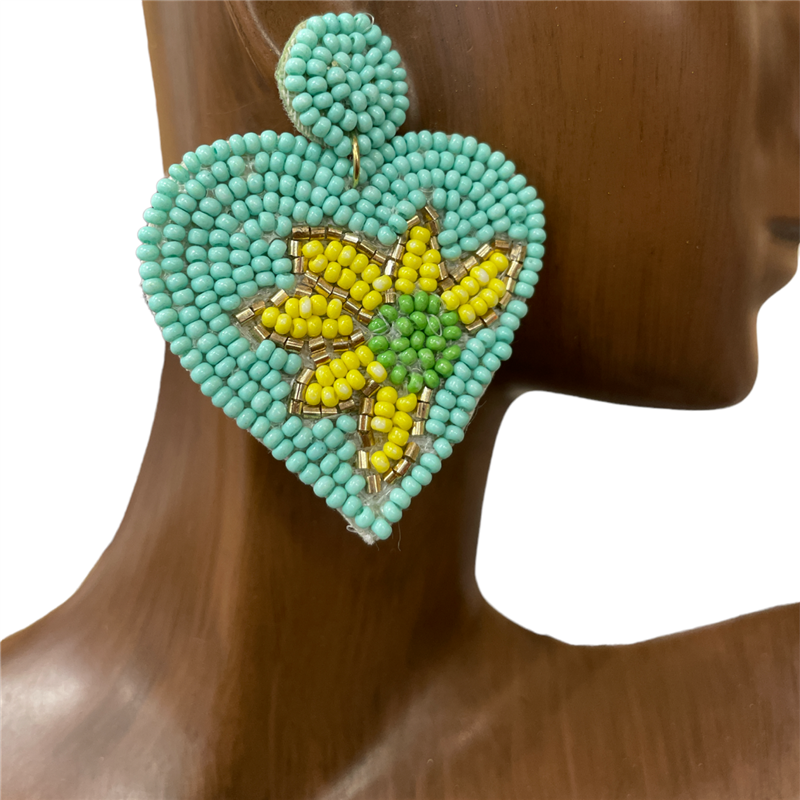 ME565  HEART SUNFLOWER SEED BEAD EARRINGS