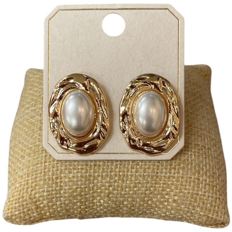 ME60057 OVAL PEARL ANTIQUE CHUNKY STUD EARRINGS