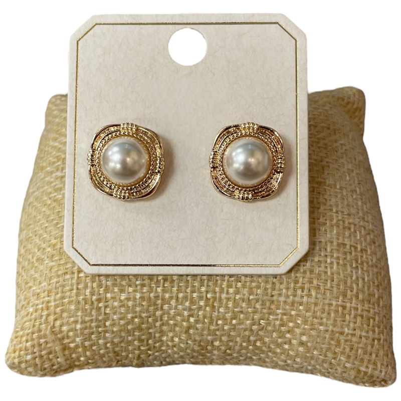 ME60058 SQUARE SMALL PEARL STUD EARRINGS