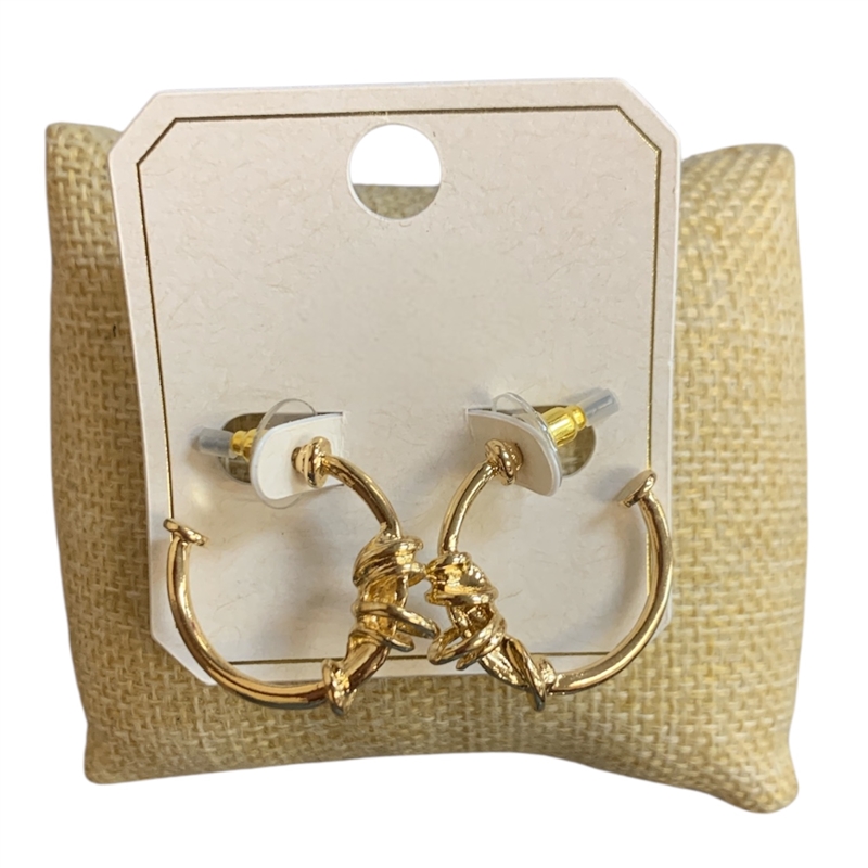 ME60159 SMALL KNOTTED HOOP EARRINGS