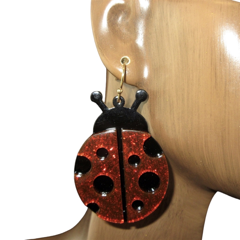 ME90307 ACRYLIC LADY BUG POST DANGLE EARRINGS