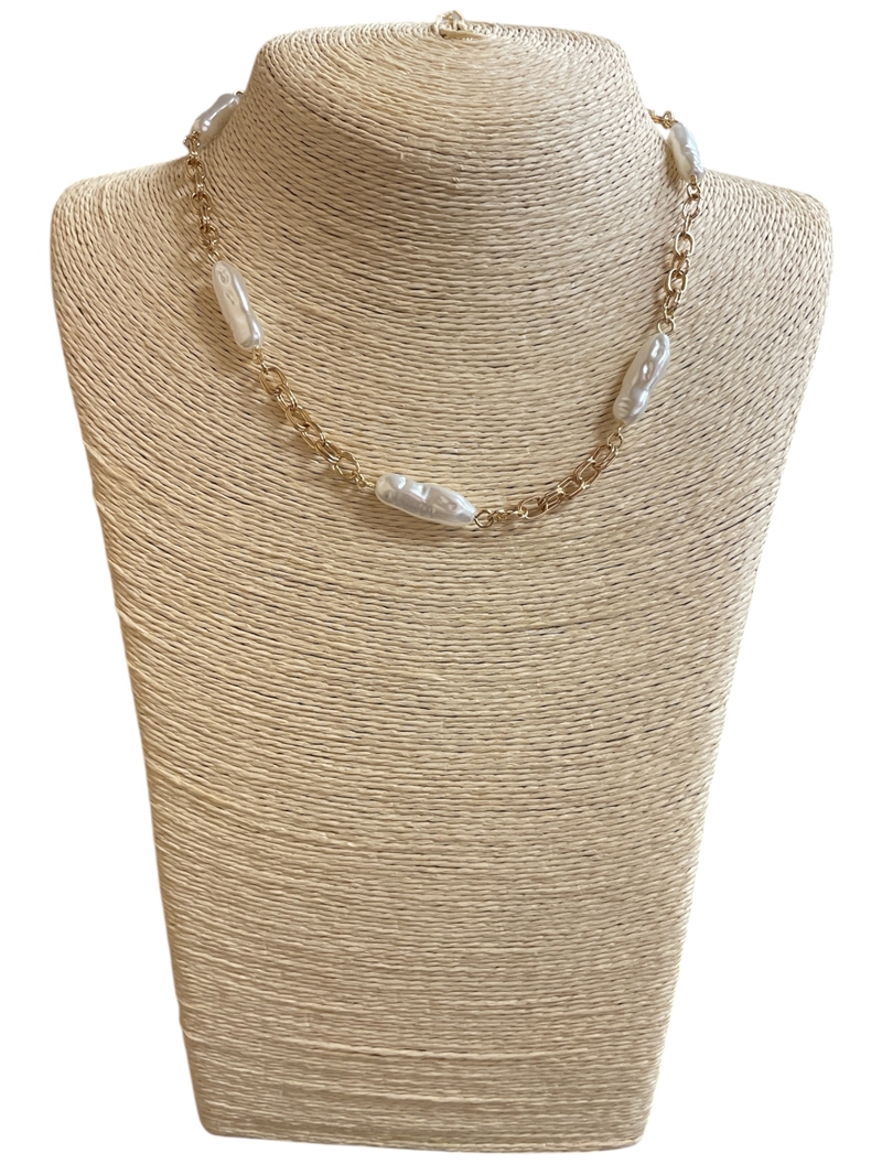 MN10037 PEARL SHORT NECKLACE