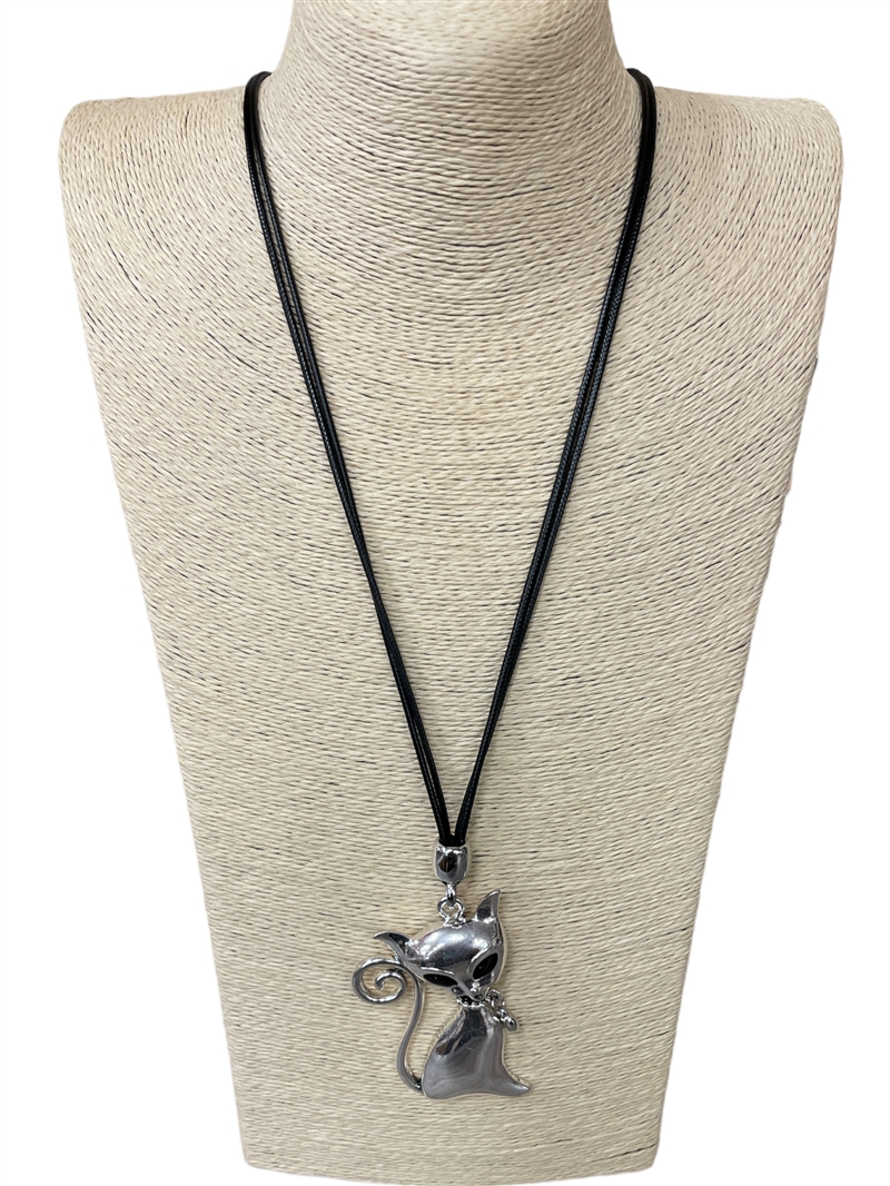 N013374  SILVER CAT LONG NECKLACE
