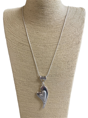 N013441 SILVER HEART TWO TONE NECKLACE
